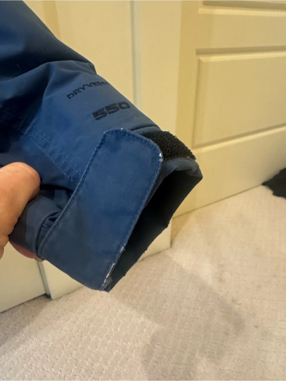 The North Face Boys Navy Blue and Black Insulated‎ Parka